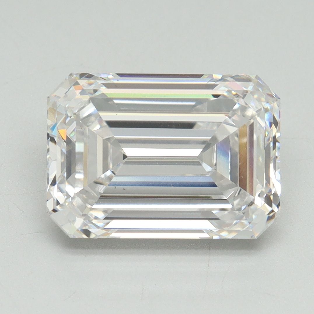 4.31 ct. emerald Lab Grown Diamond front image