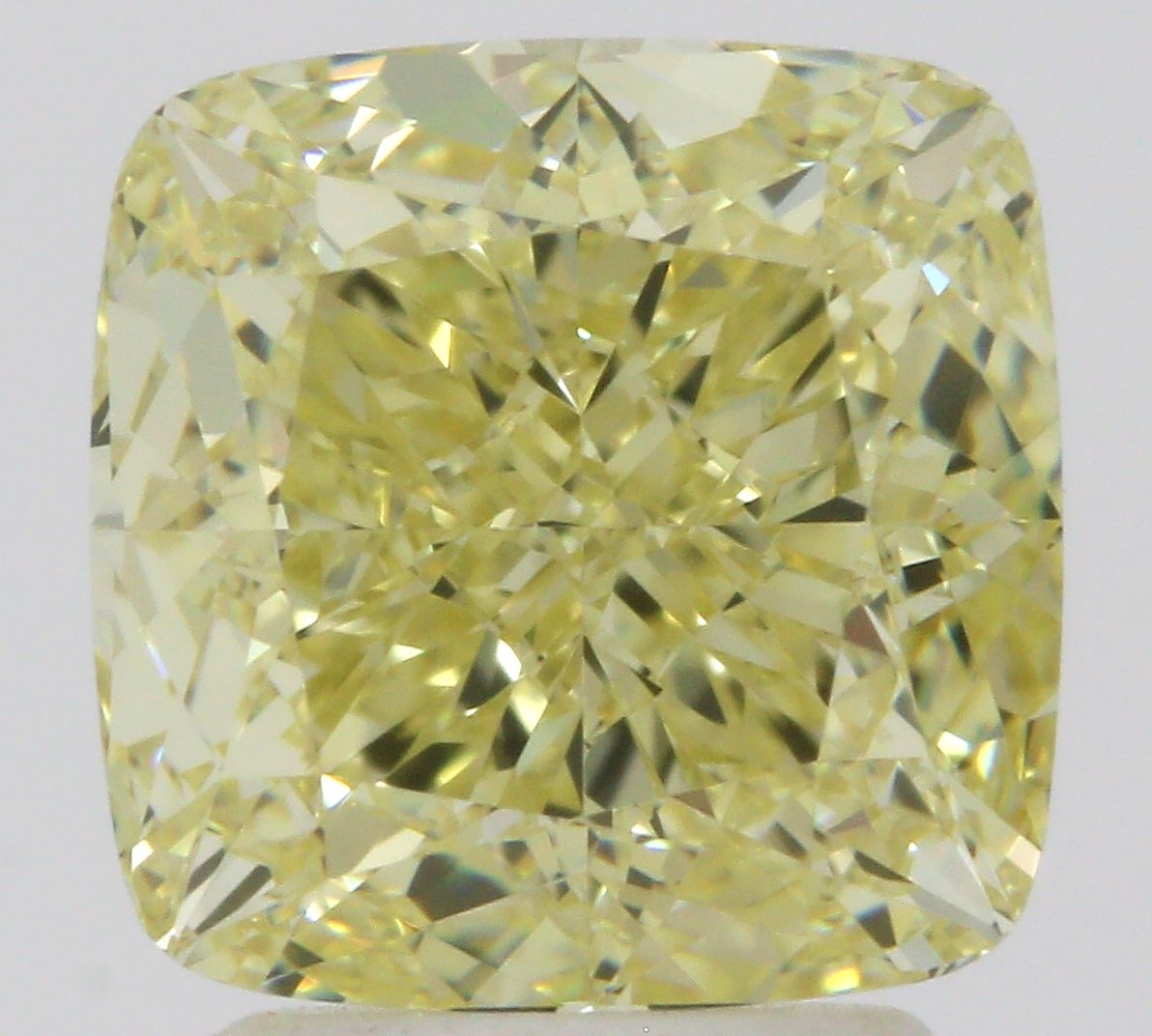 3.00 ct Cushion Brilliant diamond