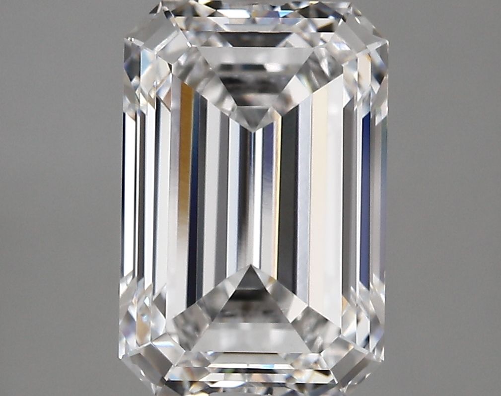 4.36 ct. emerald Lab Grown Diamond front image