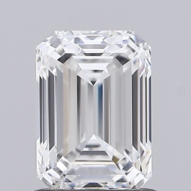 1.05 ct. emerald Lab Grown Diamond front image