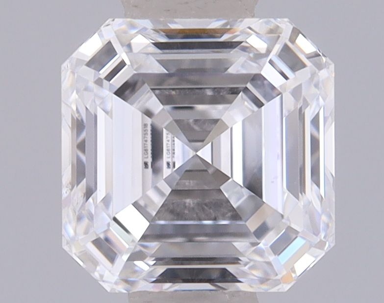 0.65 ct lab-grown Square emerald Diamond