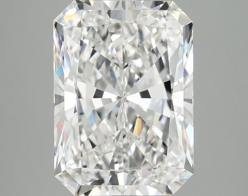 4.86 ct. radiant Lab Grown Diamond front image