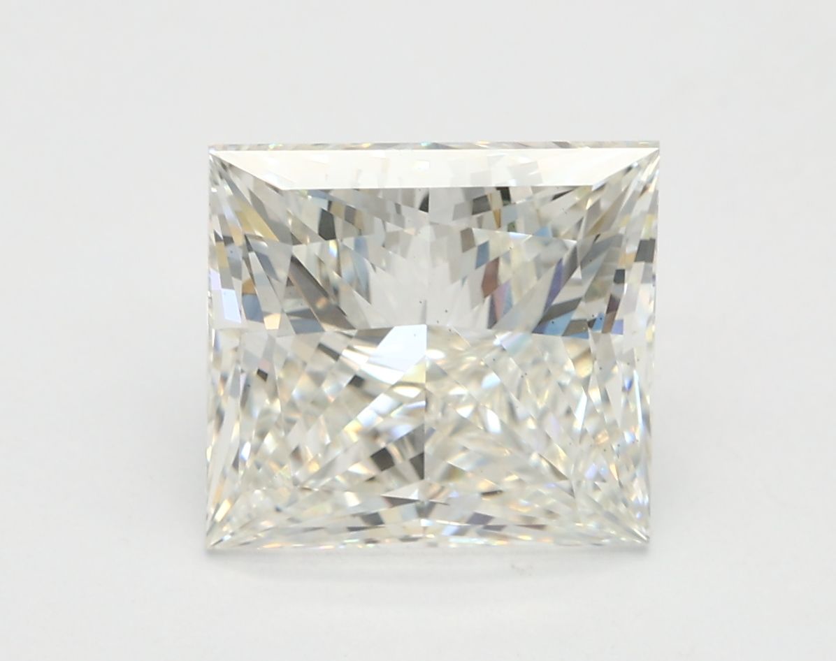 3.01 ct Princess diamond