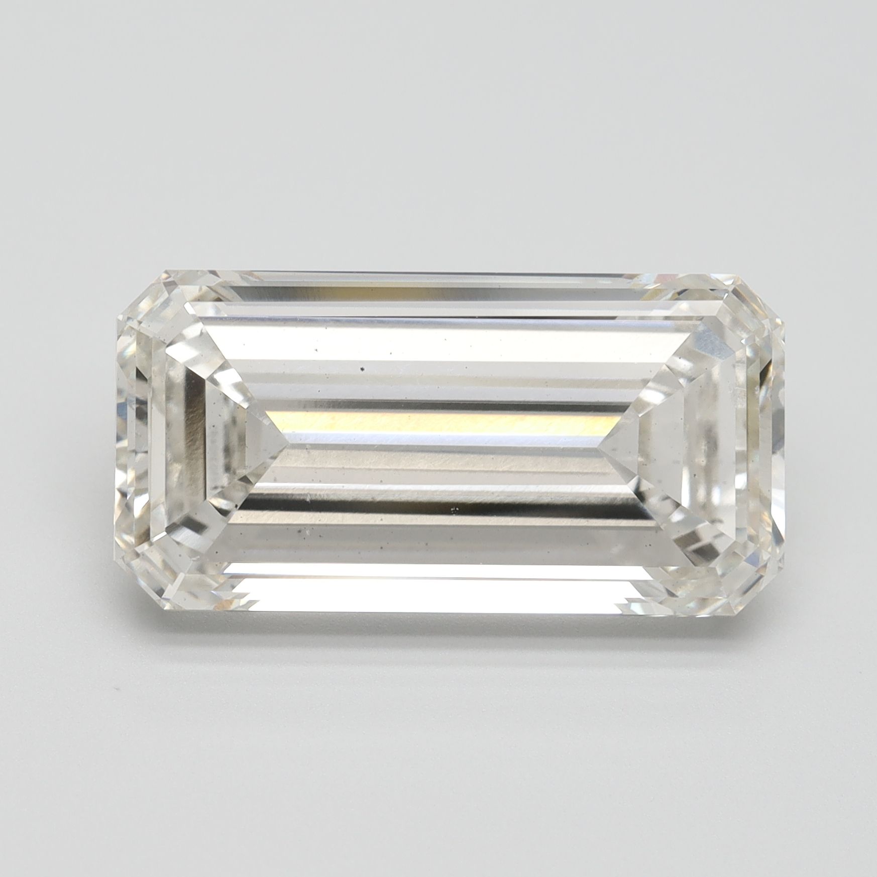 10.00 ct. emerald Lab Grown Diamond front image
