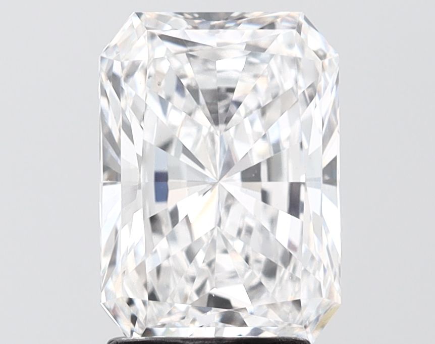 2.60 ct. radiant Lab Grown Diamond front image