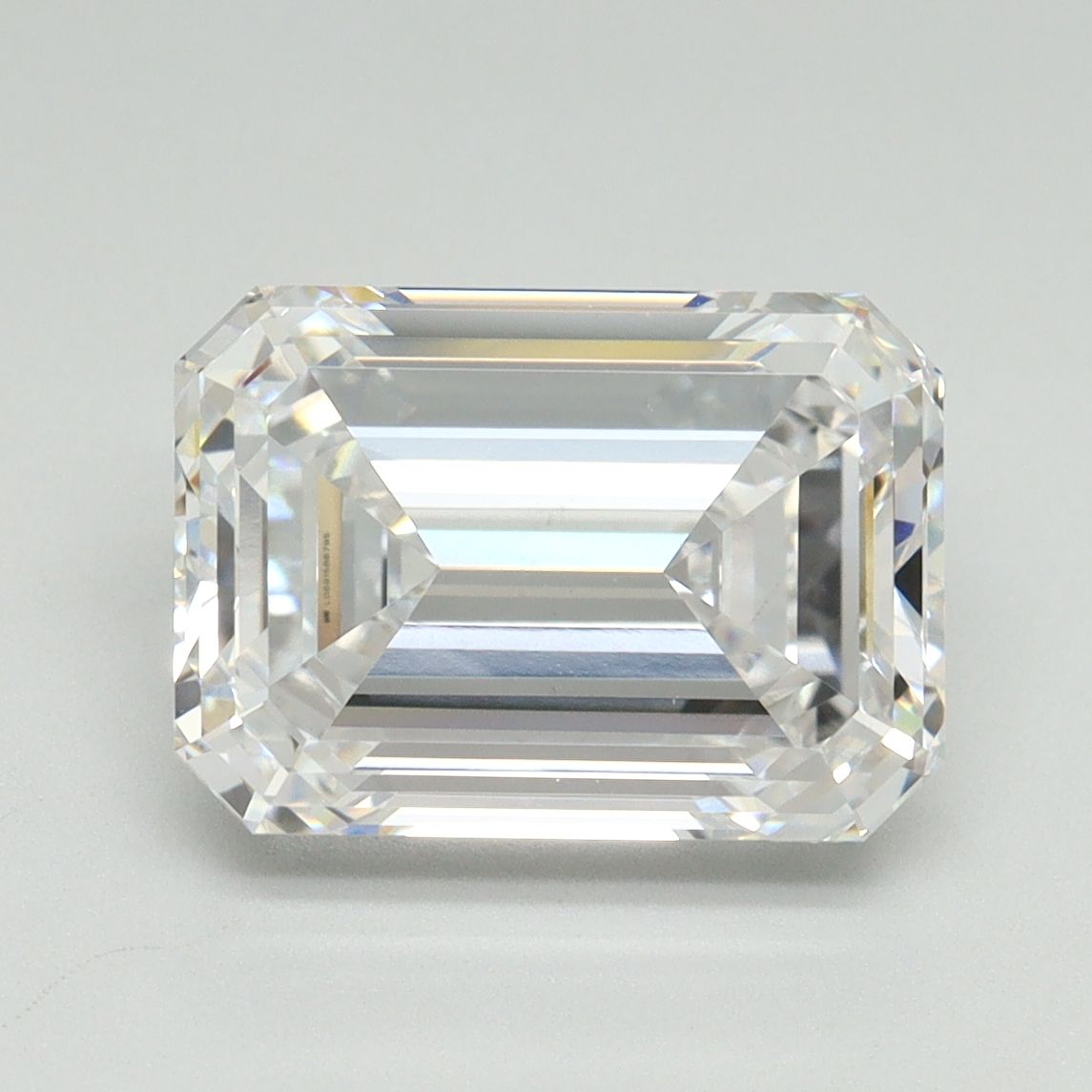 4.23 ct. emerald Lab Grown Diamond front image