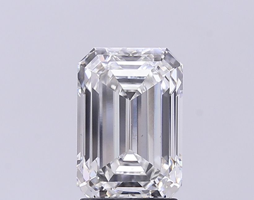 2.54 ct Emerald diamond