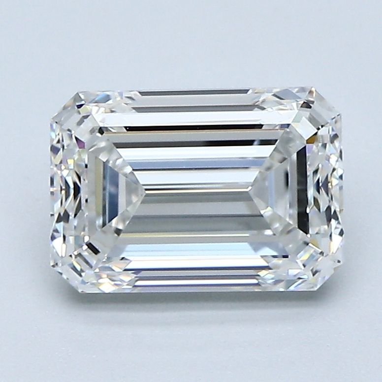 2.20 ct Emerald diamond