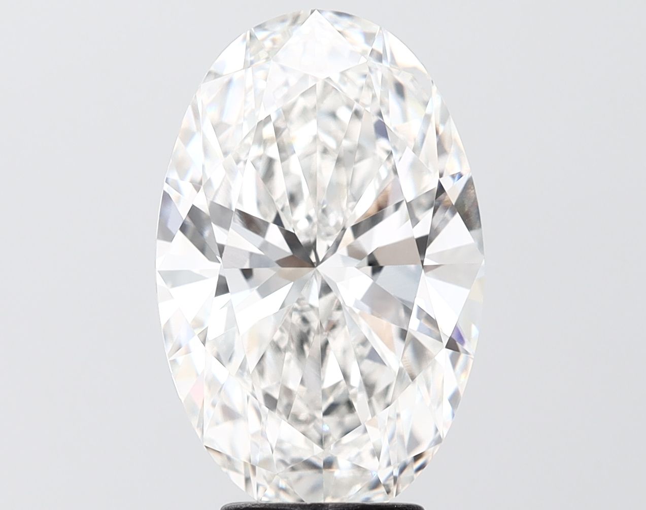 5.09 ct. oval Lab Grown Diamond front image