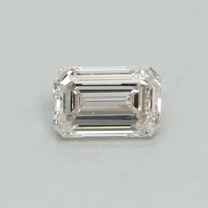0.31 ct Emerald diamond