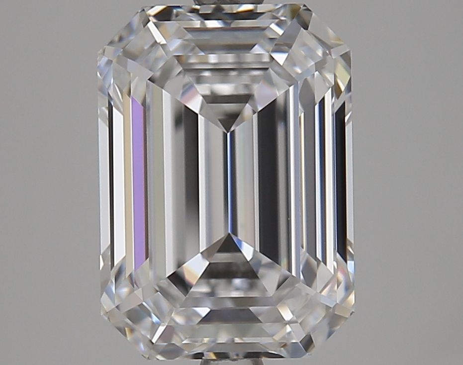 4.00 ct. emerald Lab Grown Diamond front image