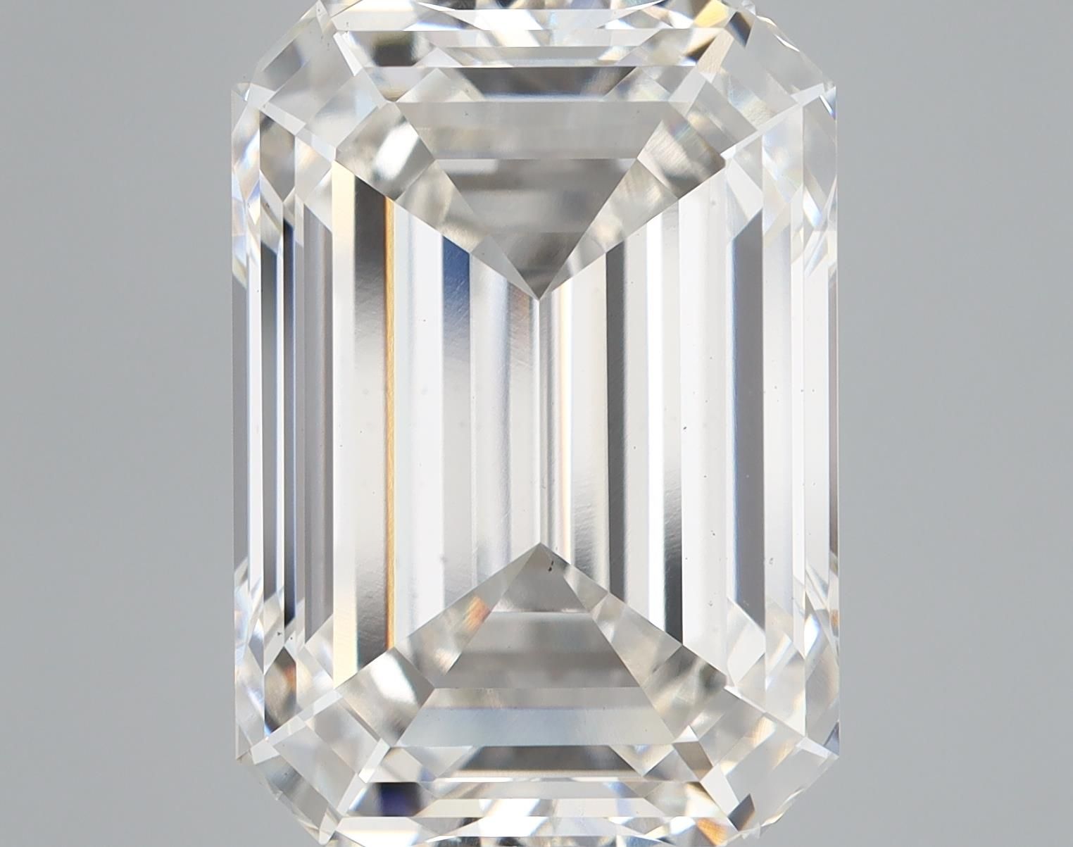 15.56 ct. emerald Lab Grown Diamond front image