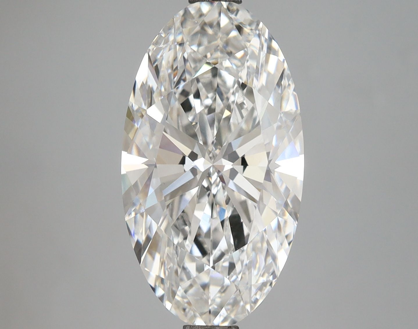 4.53 ct. oval Lab Grown Diamond front image