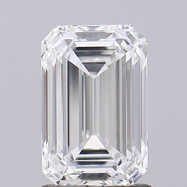 1.53 ct. emerald Lab Grown Diamond front image