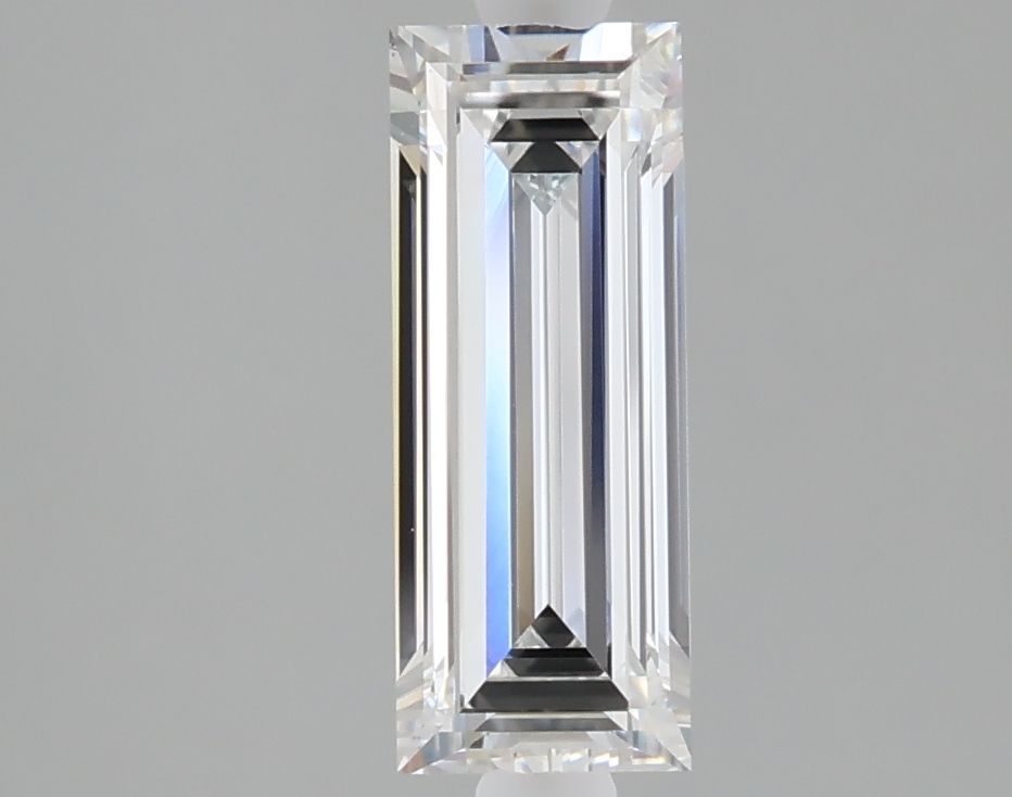 1.03 ct lab-grown Baguette Diamond