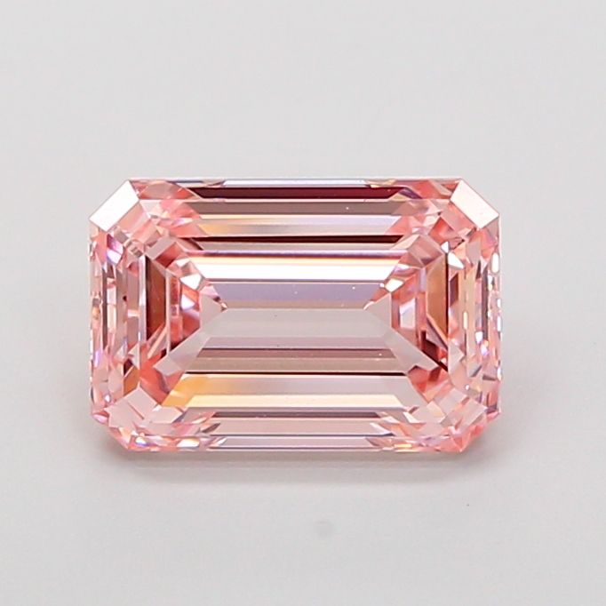 3.08 ct Emerald diamond