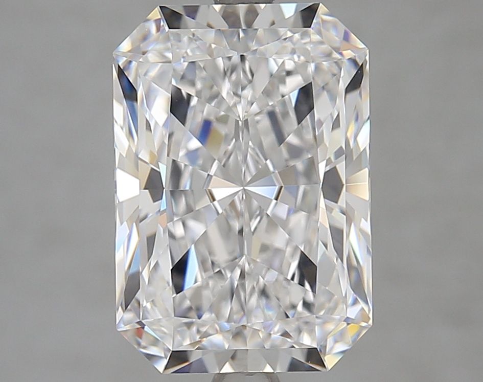 4.42 ct. radiant Lab Grown Diamond front image