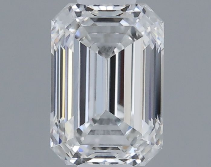 0.42 ct Emerald diamond