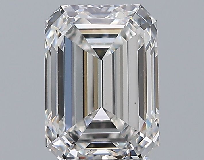 2.01 ct Emerald diamond