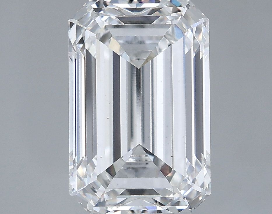 4.05 ct. emerald Lab Grown Diamond front image