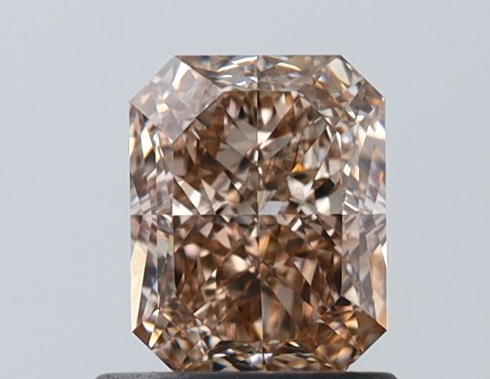 1.00 ct Radiant diamond