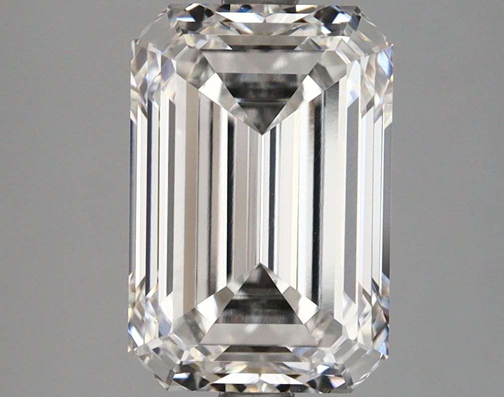 3.67 ct Emerald diamond