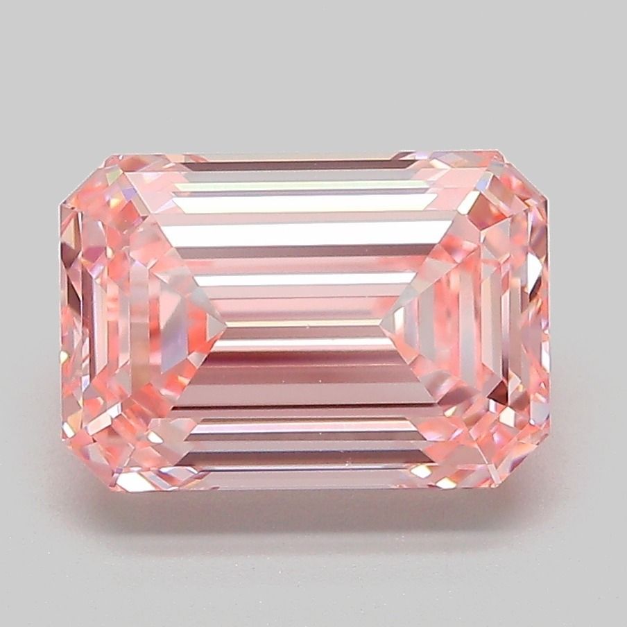 3.26 ct Emerald diamond