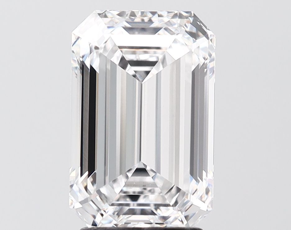 3.26 ct. emerald Lab Grown Diamond front image