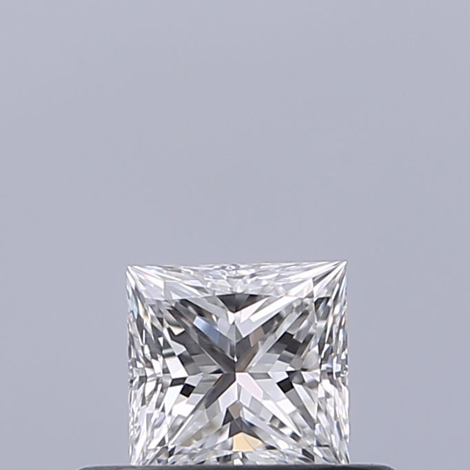 0.32 ct Princess diamond