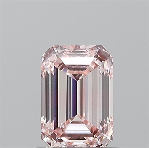 0.71 ct Emerald diamond