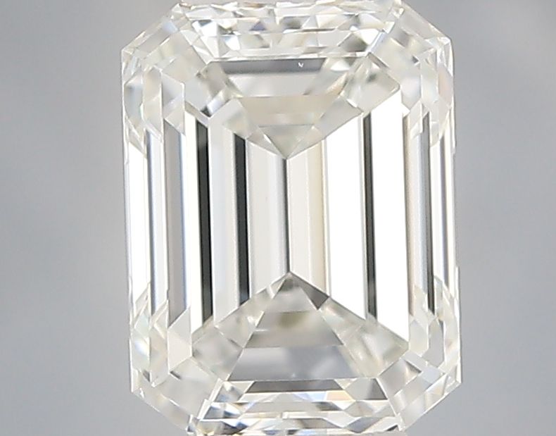 0.70 ct Emerald diamond