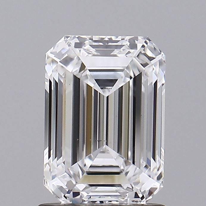 1.52 ct. emerald Lab Grown Diamond front image