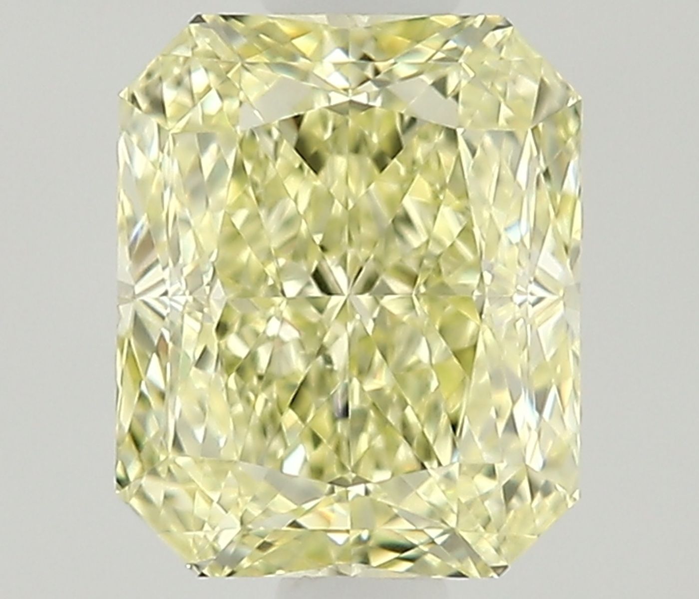0.70 ct Radiant diamond