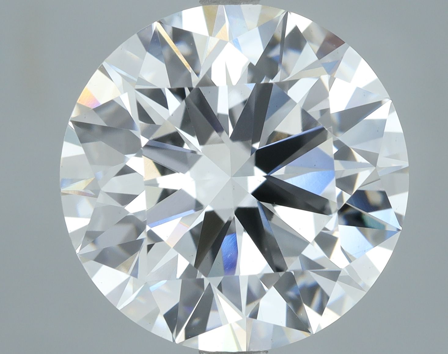 5.75 ct. round Lab Grown Diamond front image