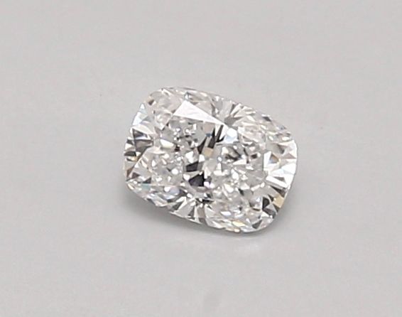0.33 ct lab-grown Cushion modified Diamond