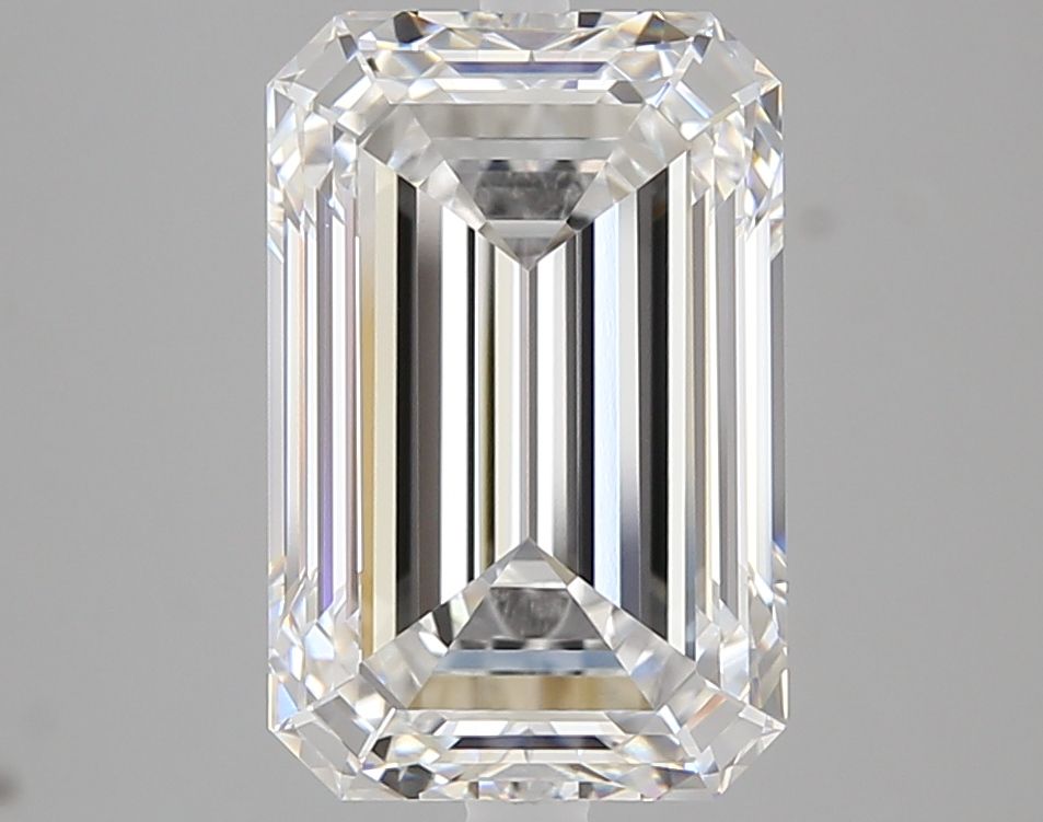 4.80 ct. emerald Lab Grown Diamond front image