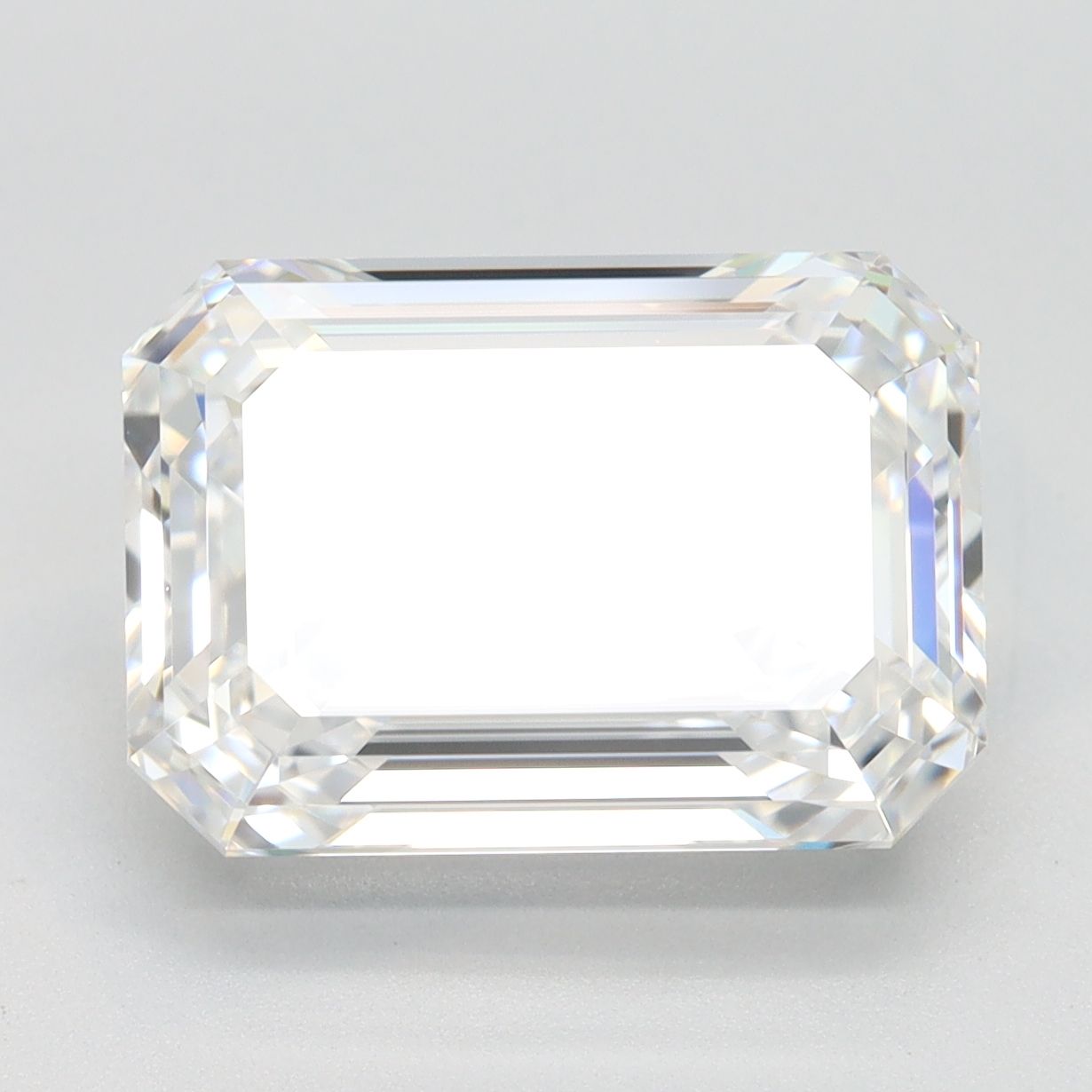 5.14 ct. emerald Lab Grown Diamond front image