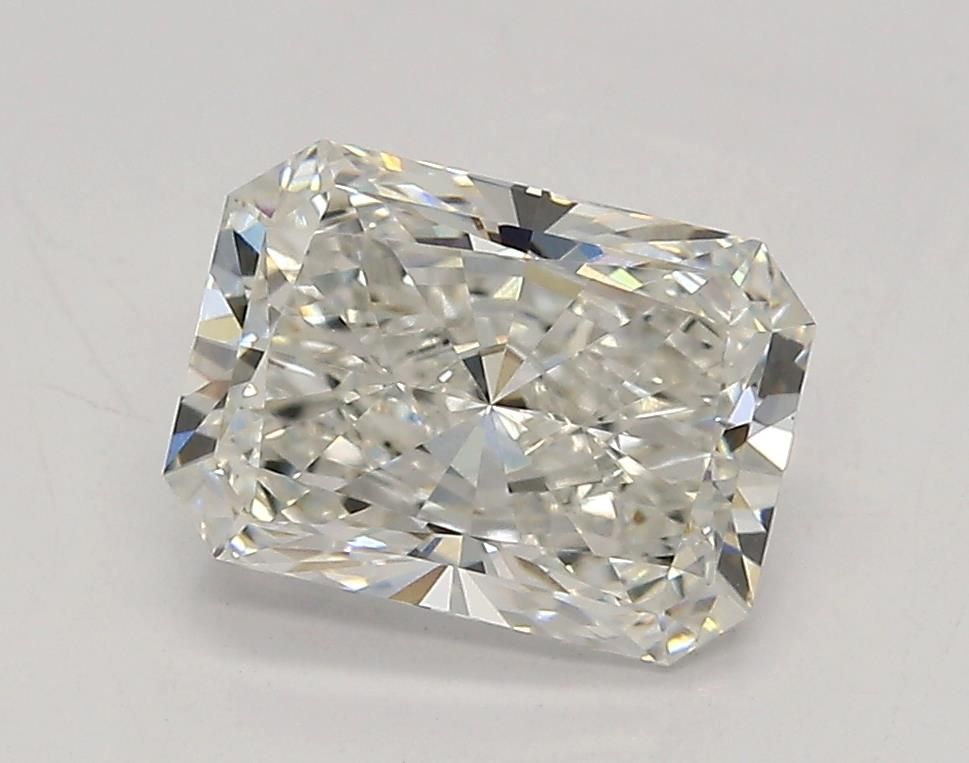 1.59 ct Radiant diamond