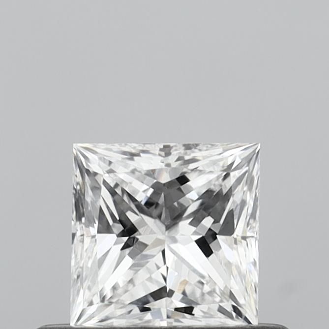 0.45 ct lab-grown Princess Diamond
