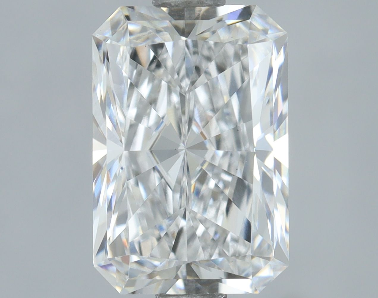 1.70 ct. radiant Lab Grown Diamond front image