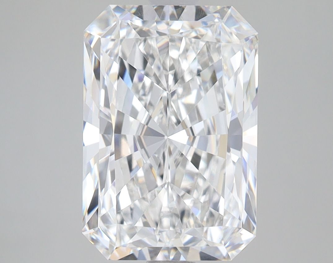 4.04 ct. radiant Lab Grown Diamond front image