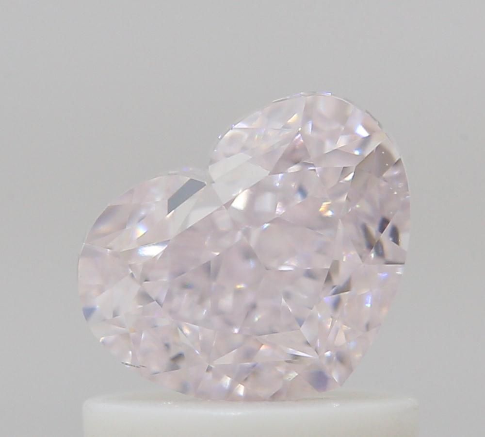1.01 ct Heart diamond