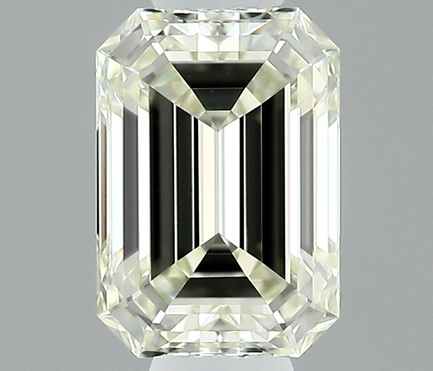 0.3 ct Emerald Diamond