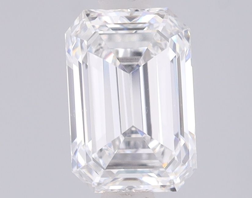 1.53 ct. emerald Lab Grown Diamond front image