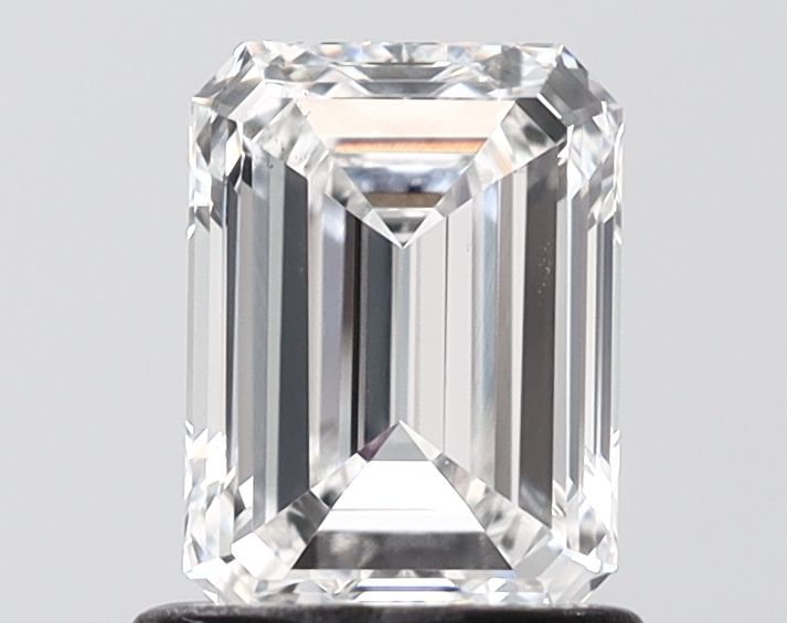 1.00 ct. emerald Lab Grown Diamond front image