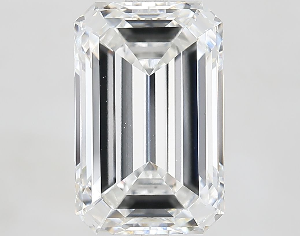 4.69 ct. emerald Lab Grown Diamond front image