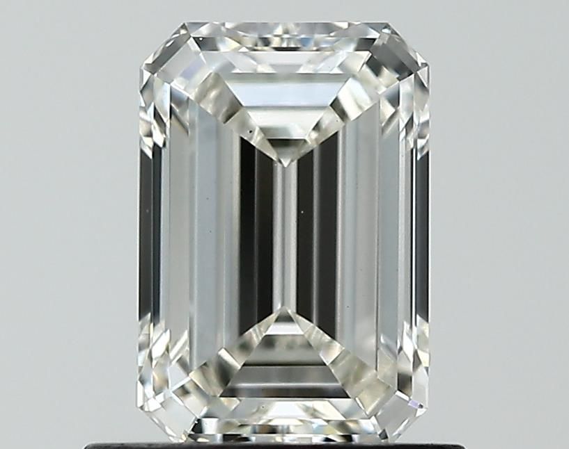 0.87 ct. emerald Lab Grown Diamond front image