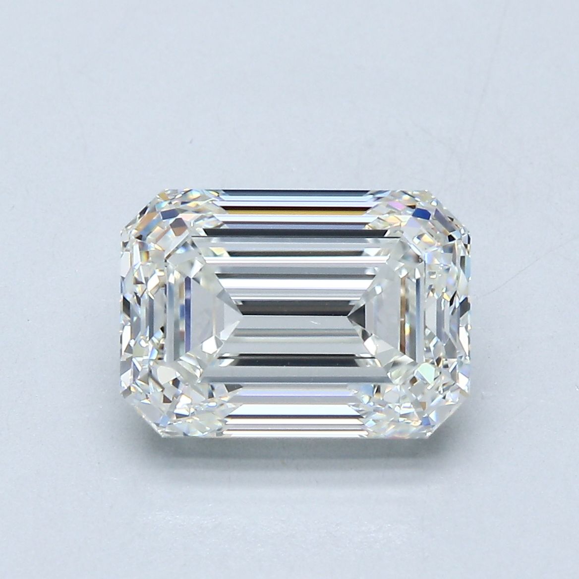3.50 ct Emerald diamond