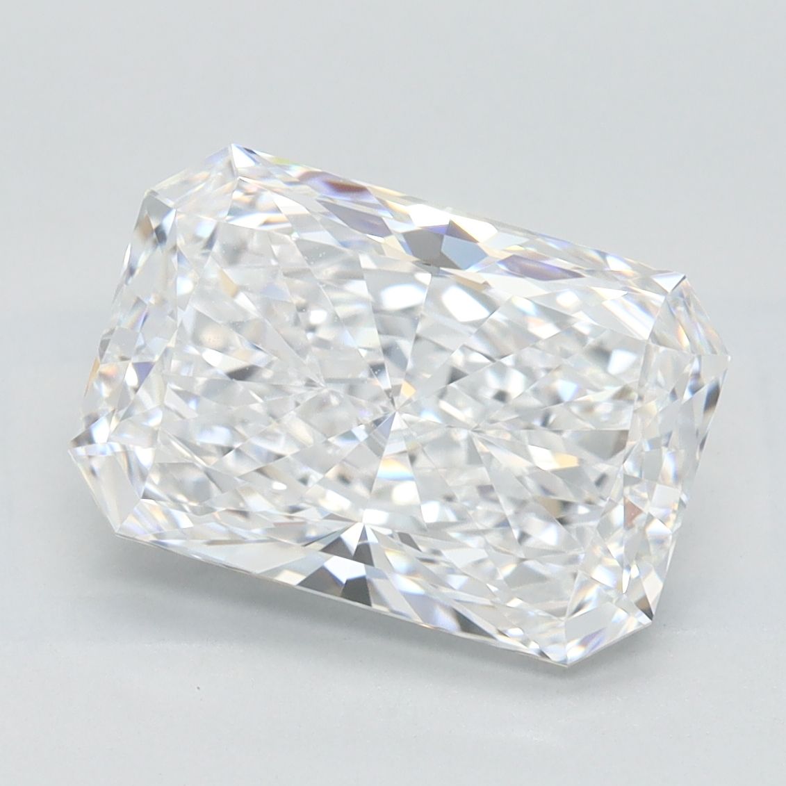 2.85 ct. radiant Lab Grown Diamond front image