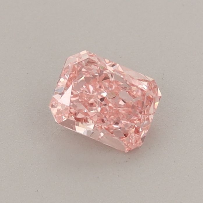 0.43 CT Fancy Vivid Pink RADIANT